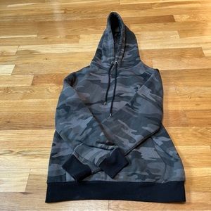Men’s F2- Camo Hoodie